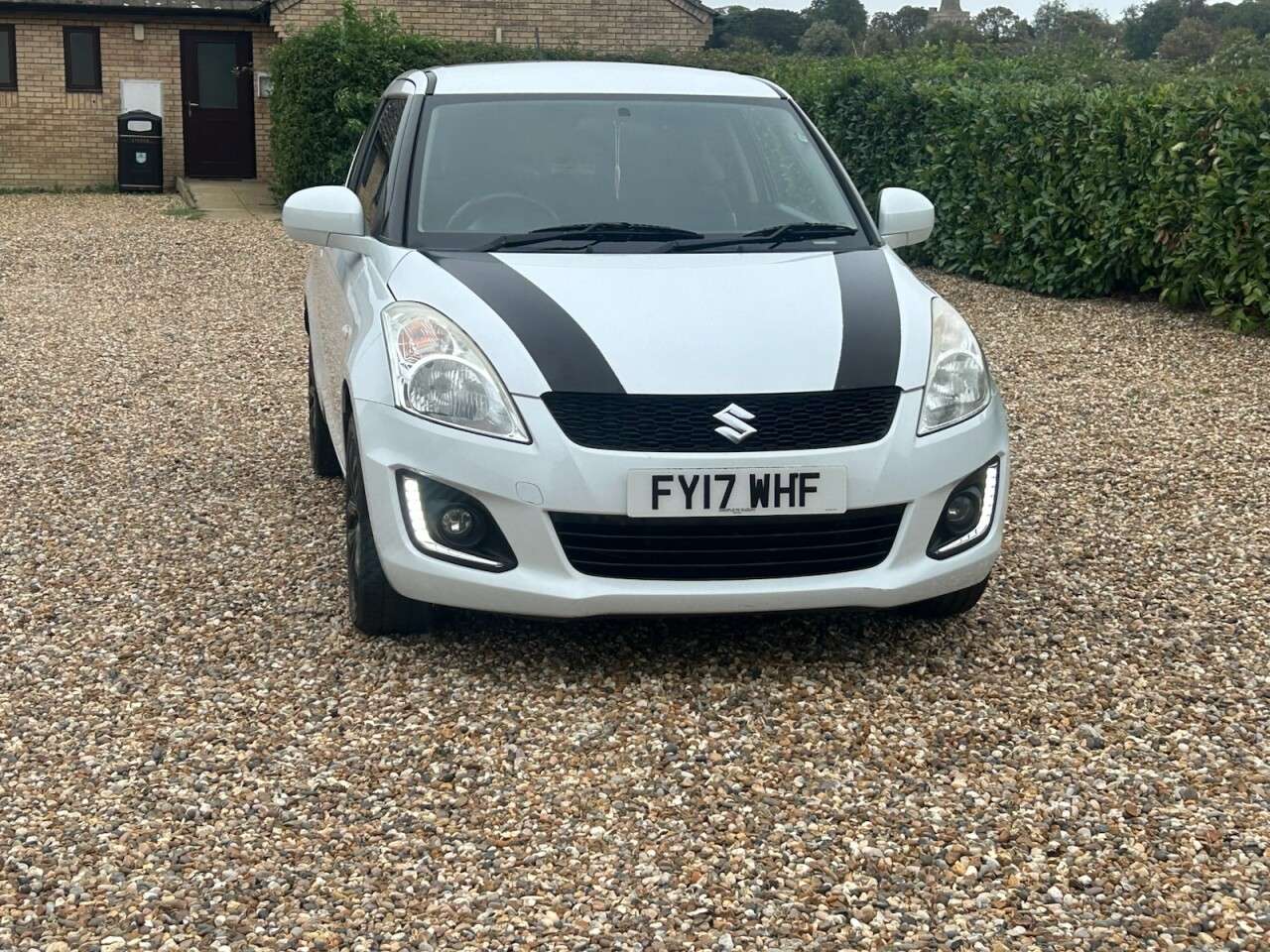 2017 SUZUKI SWIFT 2017 SUZUKI SWIFT
