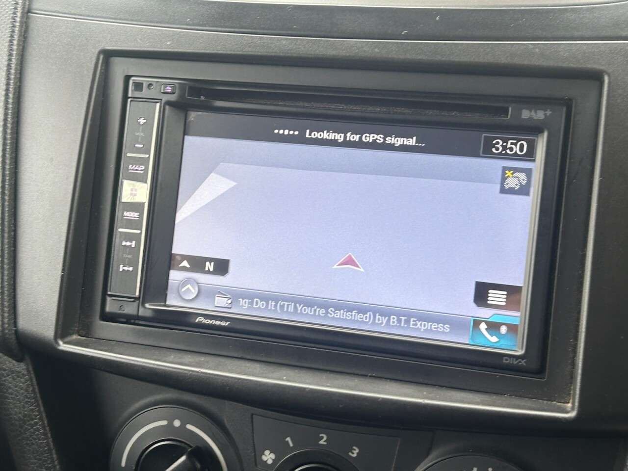 2017 SUZUKI SWIFT 2017 SUZUKI SWIFT