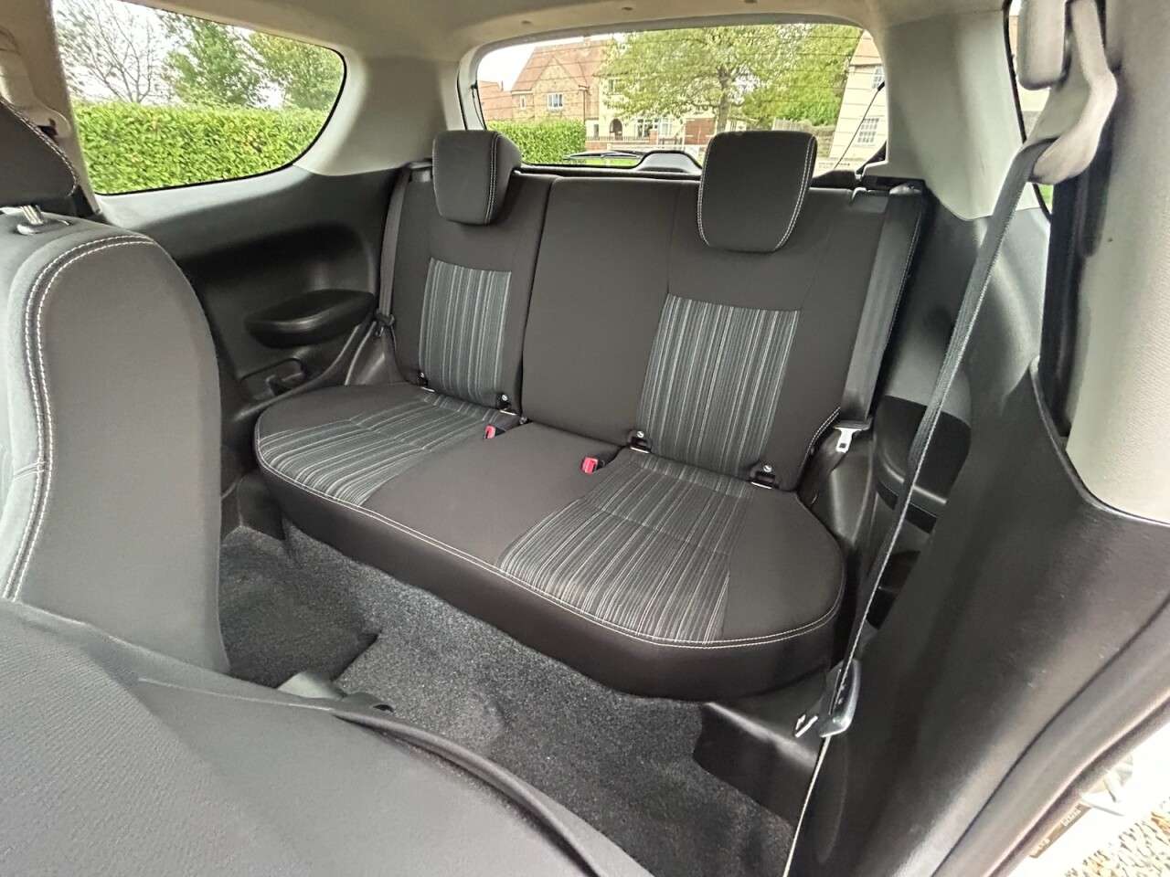2017 SUZUKI SWIFT 2017 SUZUKI SWIFT