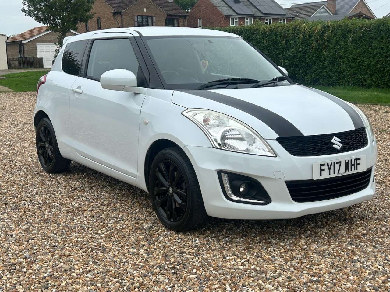 2017 SUZUKI SWIFT 2017 SUZUKI SWIFT