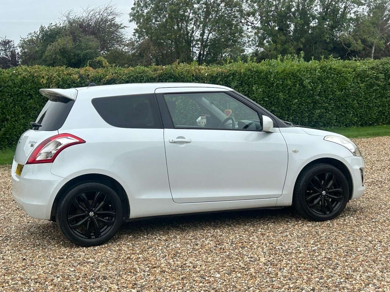 2017 SUZUKI SWIFT 2017 SUZUKI SWIFT