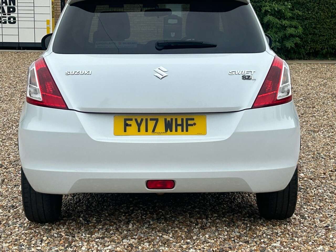 2017 SUZUKI SWIFT 2017 SUZUKI SWIFT