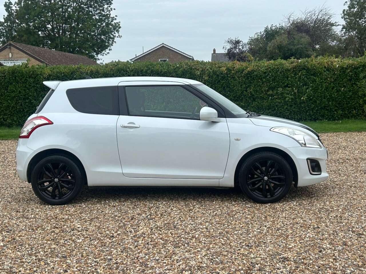 2017 SUZUKI SWIFT 2017 SUZUKI SWIFT