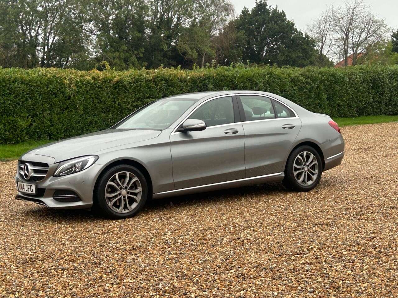 A 2014 MERCEDES-BENZ C CLASS 2.1 C220 BlueTEC Sport Saloon 4dr Diesel G-Tronic+ Euro 6 (s/s) (170 ps) mo A 2014 MERCEDES-BENZ C CLASS 2.1 C220 BlueTEC Sport Saloon 4dr Diesel G-Tronic+ Euro 6 (s/s) (170 ps) mo
