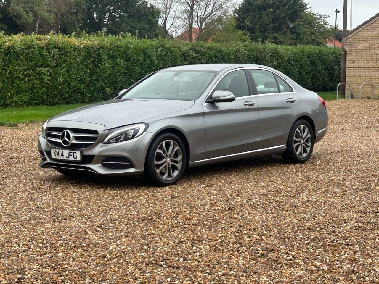 A 2014 MERCEDES-BENZ C CLASS 2.1 C220 BlueTEC Sport Saloon 4dr Diesel G-Tronic+ Euro 6 (s/s) (170 ps) mo A 2014 MERCEDES-BENZ C CLASS 2.1 C220 BlueTEC Sport Saloon 4dr Diesel G-Tronic+ Euro 6 (s/s) (170 ps) mo