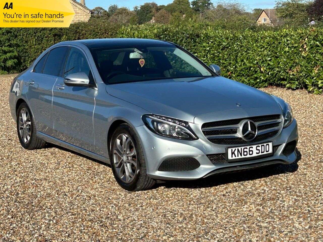 A 2016 MERCEDES-BENZ C CLASS 2.1 C220d Sport (Premium) Saloon 4dr Diesel 7G-Tronic+ Euro 6 (s/s) (170 ps A 2016 MERCEDES-BENZ C CLASS 2.1 C220d Sport (Premium) Saloon 4dr Diesel 7G-Tronic+ Euro 6 (s/s) (170 ps