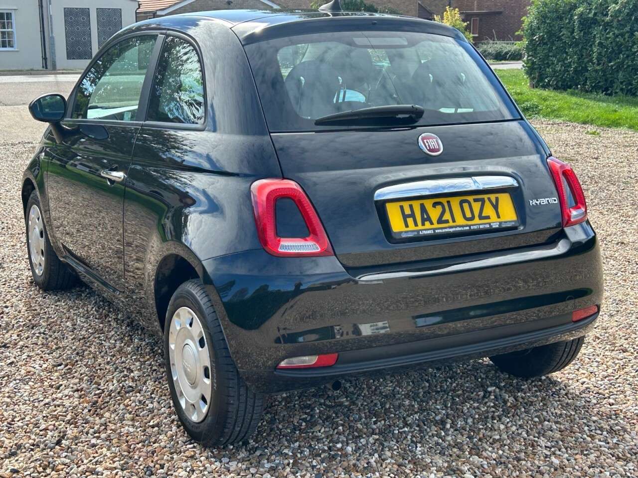 A 2021 FIAT 500 1.0 MHEV Pop Hatchback 3dr Petrol Manual Euro 6 (s/s) (70 bhp) will come wi A 2021 FIAT 500 1.0 MHEV Pop Hatchback 3dr Petrol Manual Euro 6 (s/s) (70 bhp) will come wi