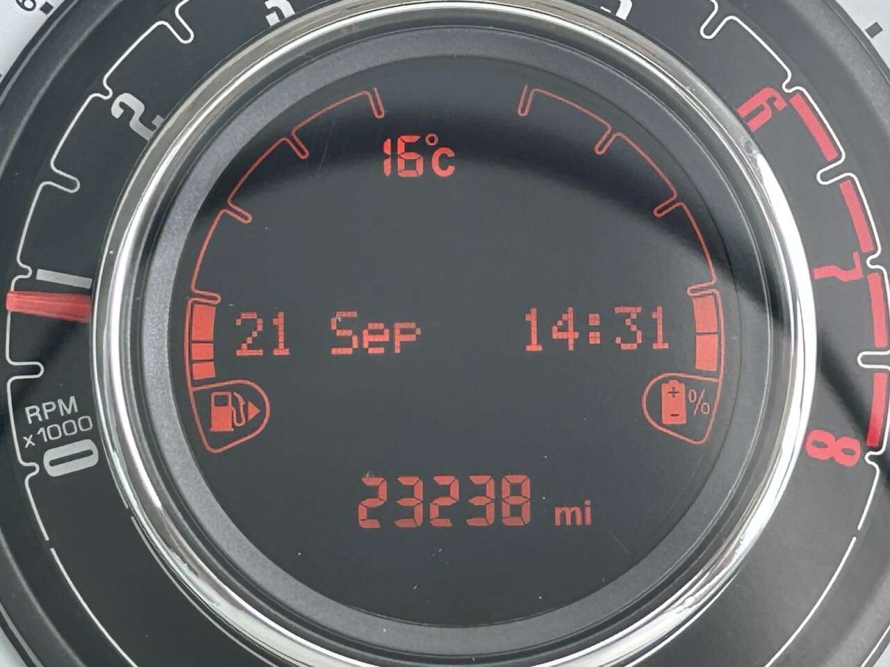 2021 FIAT 500 2021 FIAT 500