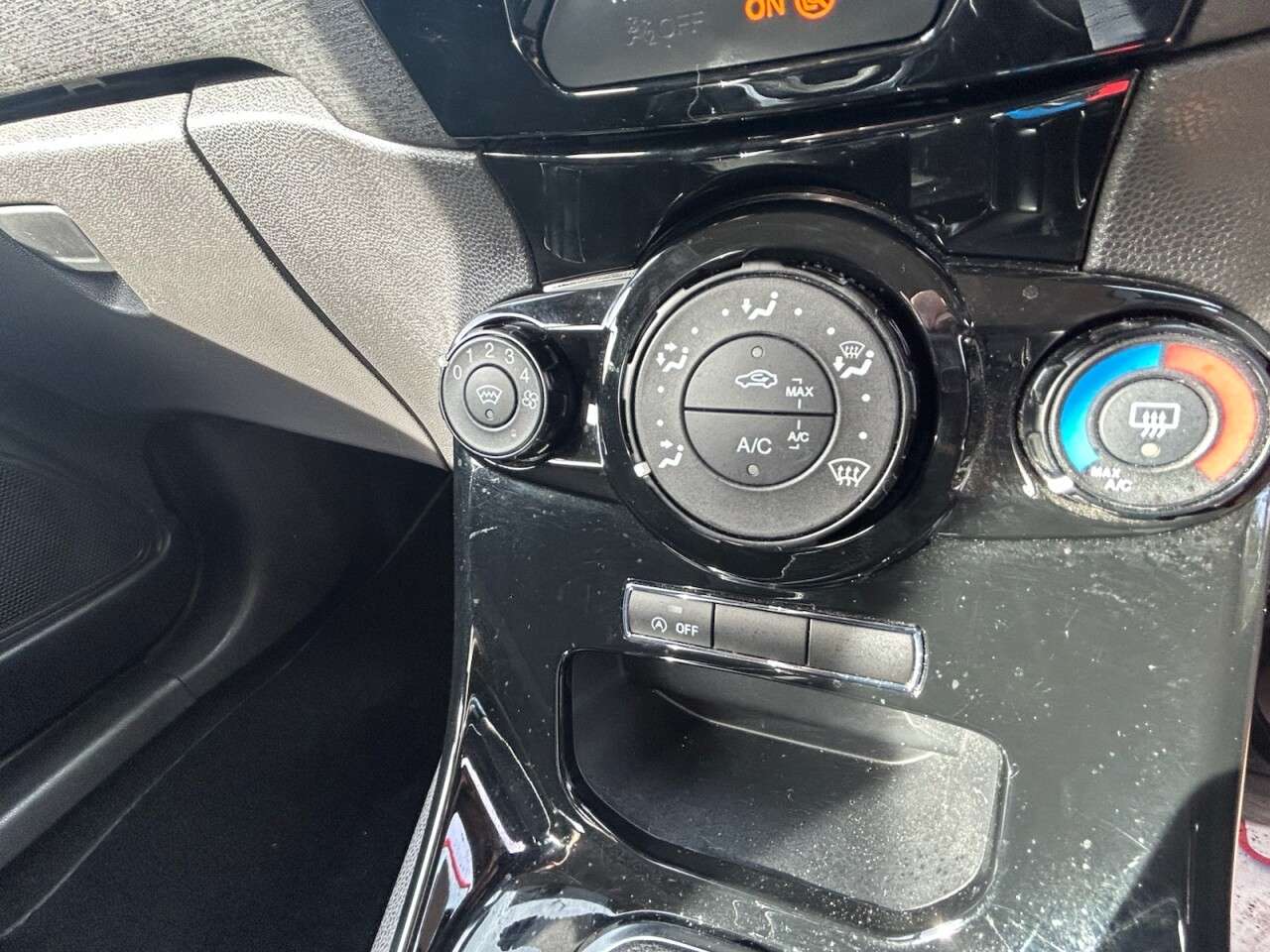 2016 FORD FIESTA 2016 FORD FIESTA