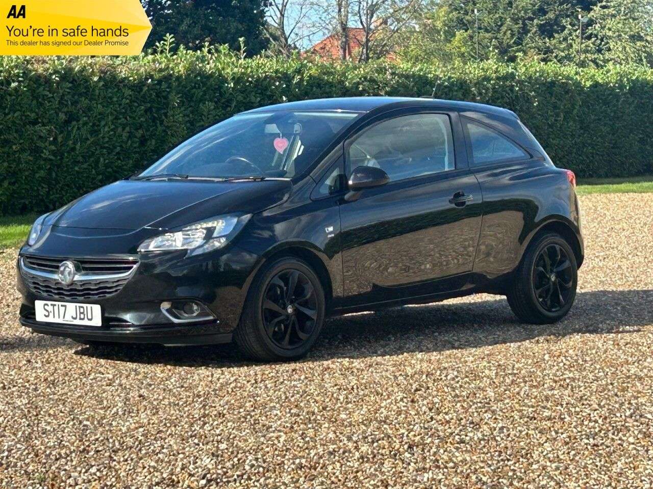 A 2017 VAUXHALL CORSA 1.4i ecoFLEX SRi Hatchback 3dr Petrol Manual Euro 6 (75 ps) mot march 2027 A 2017 VAUXHALL CORSA 1.4i ecoFLEX SRi Hatchback 3dr Petrol Manual Euro 6 (75 ps) mot march 2027
