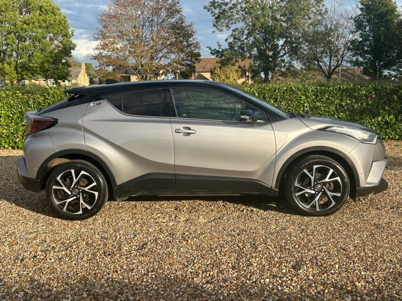 2017 TOYOTA C-HR 2017 TOYOTA C-HR