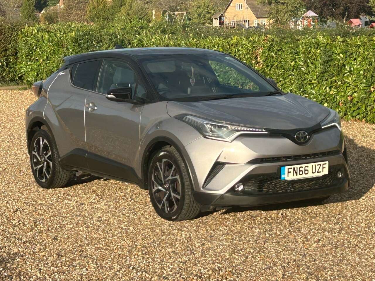 2017 TOYOTA C-HR 2017 TOYOTA C-HR