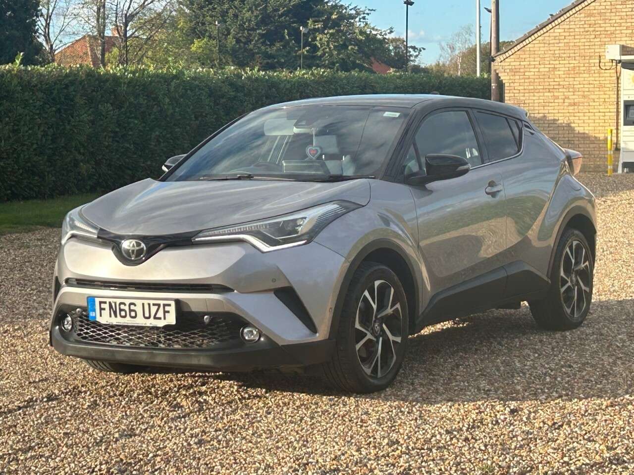 2017 TOYOTA C-HR 2017 TOYOTA C-HR
