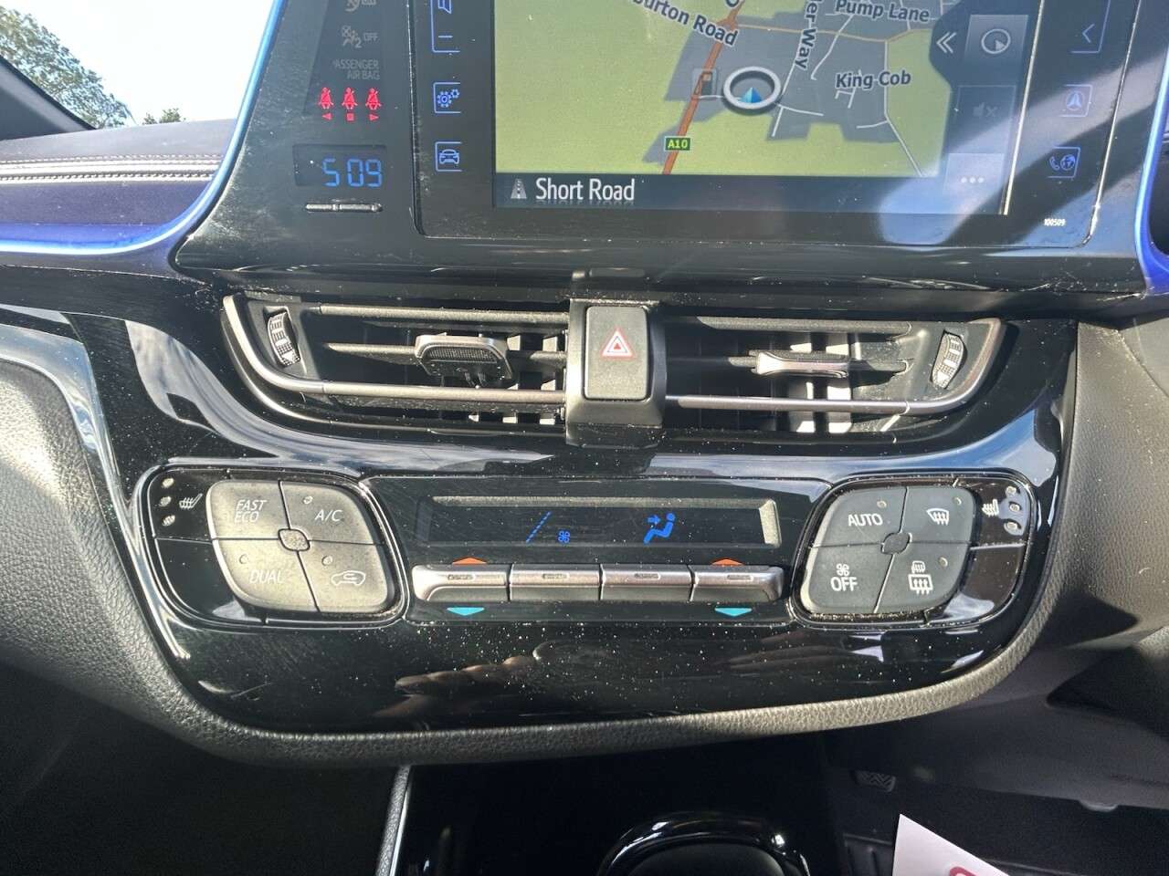 2017 TOYOTA C-HR 2017 TOYOTA C-HR