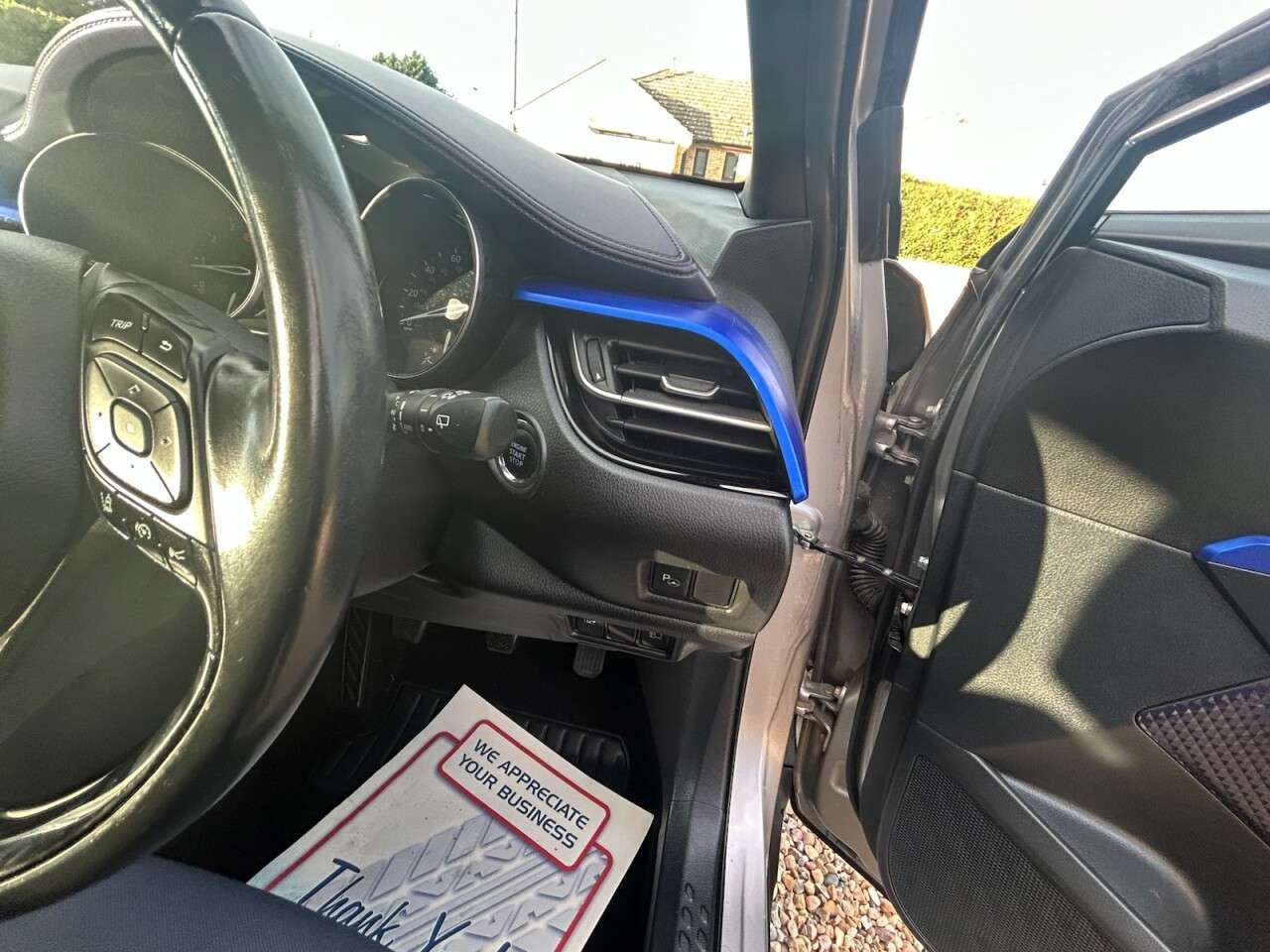 2017 TOYOTA C-HR 2017 TOYOTA C-HR