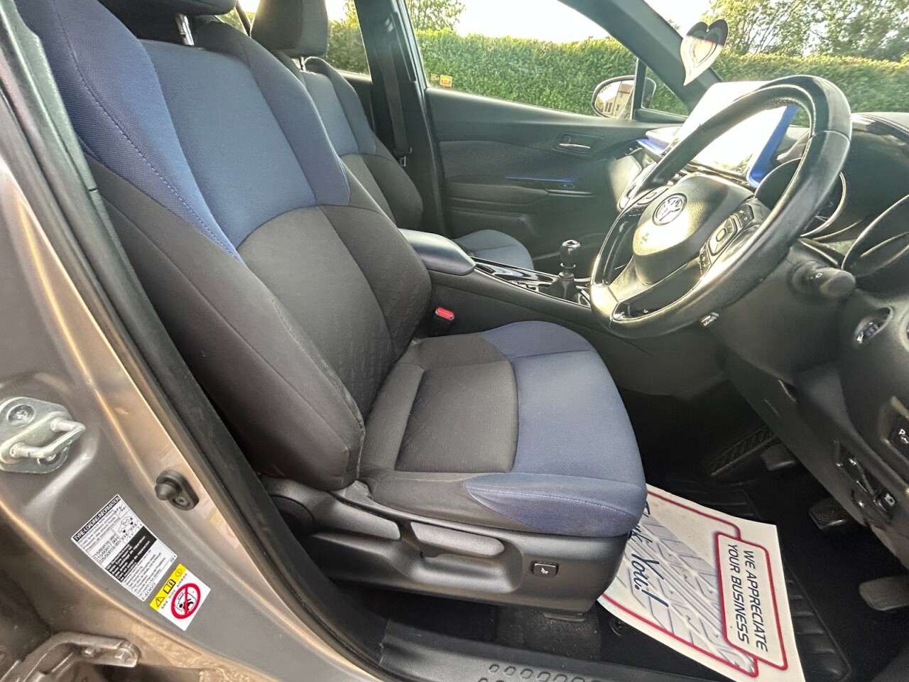 2017 TOYOTA C-HR 2017 TOYOTA C-HR