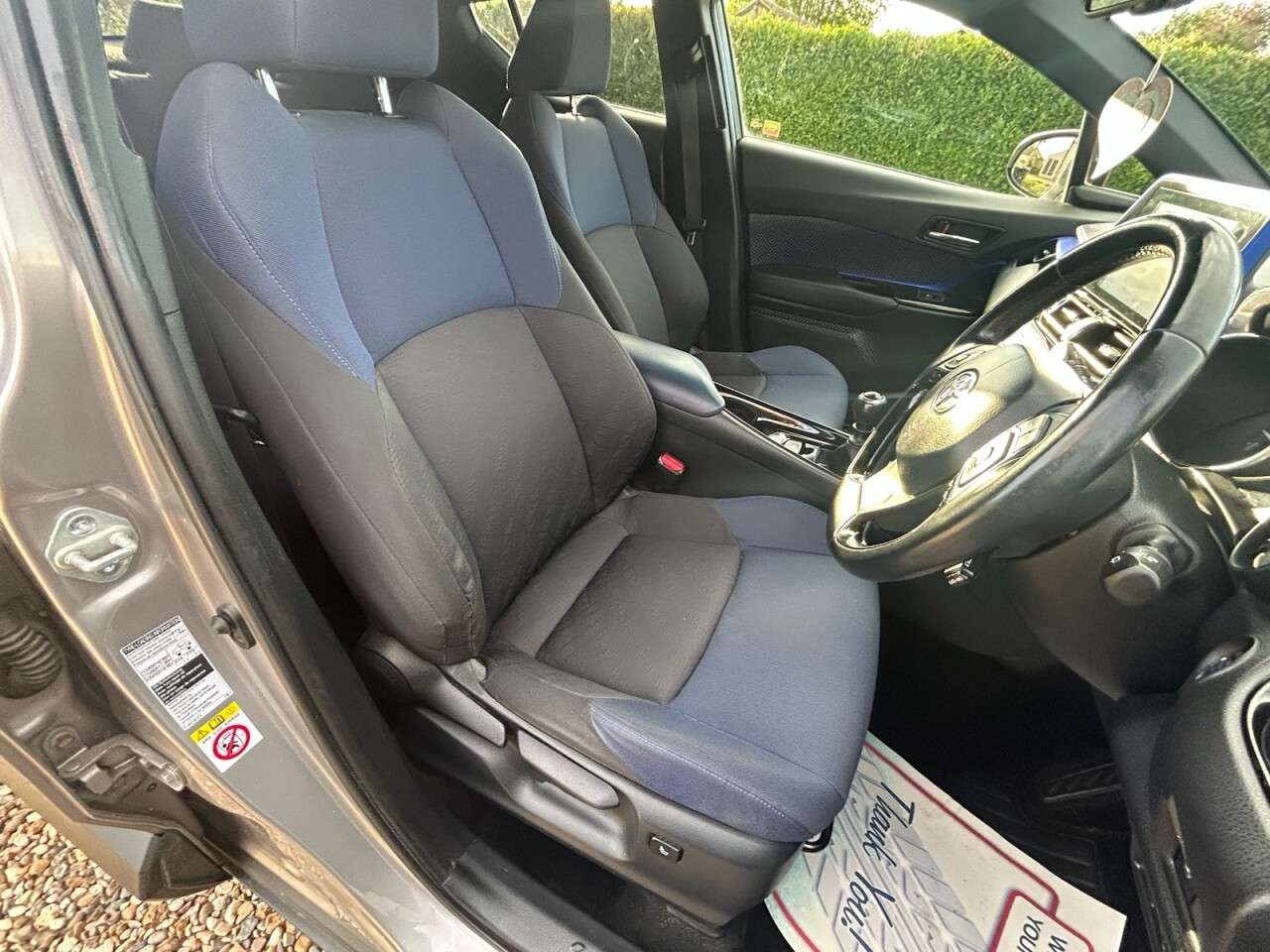 2017 TOYOTA C-HR 2017 TOYOTA C-HR