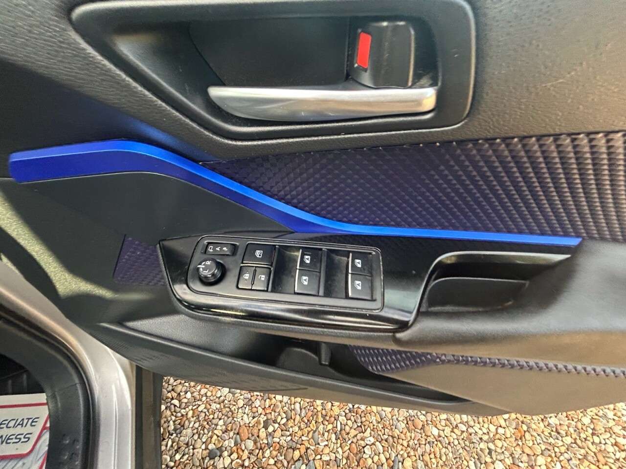 2017 TOYOTA C-HR 2017 TOYOTA C-HR