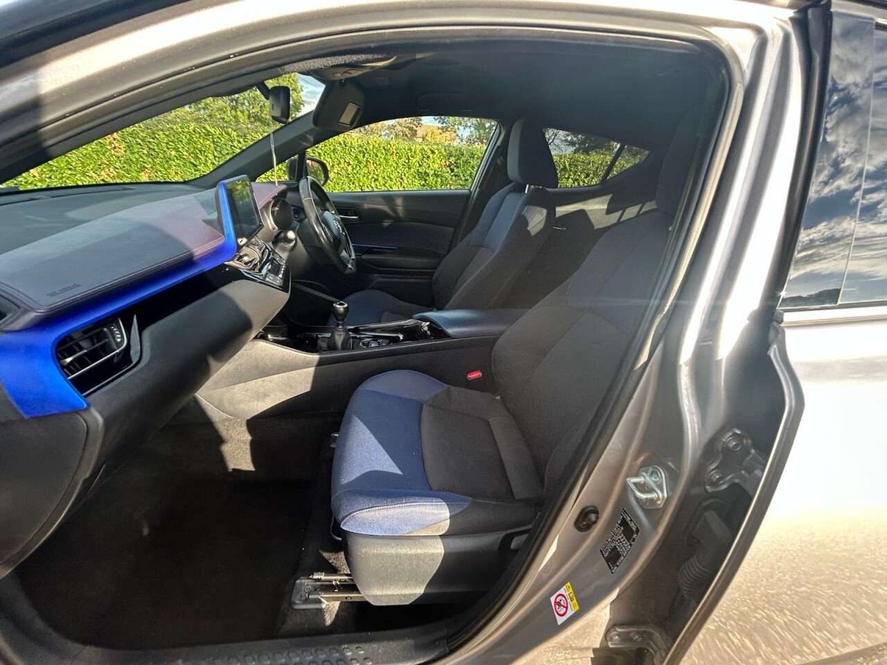 2017 TOYOTA C-HR 2017 TOYOTA C-HR
