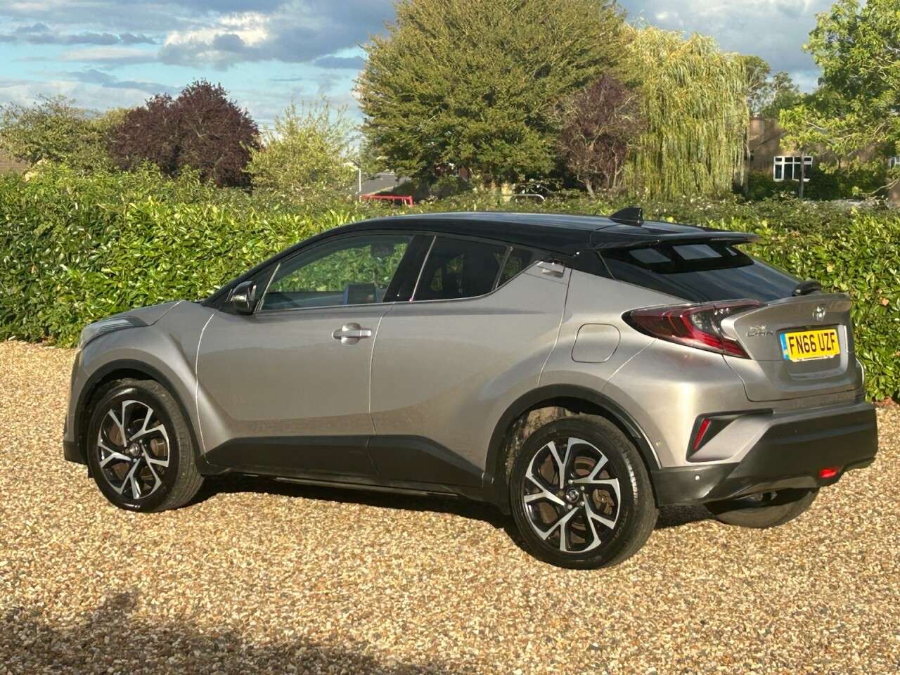 2017 TOYOTA C-HR 2017 TOYOTA C-HR