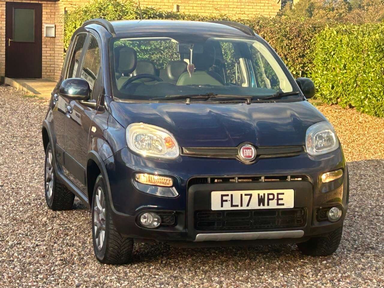 A 2017 FIAT PANDA 0.9 TwinAir 4x4 Hatchback 5dr Petrol Manual Euro 6 (s/s) (85 bhp) 4x4 A 2017 FIAT PANDA 0.9 TwinAir 4x4 Hatchback 5dr Petrol Manual Euro 6 (s/s) (85 bhp) 4x4