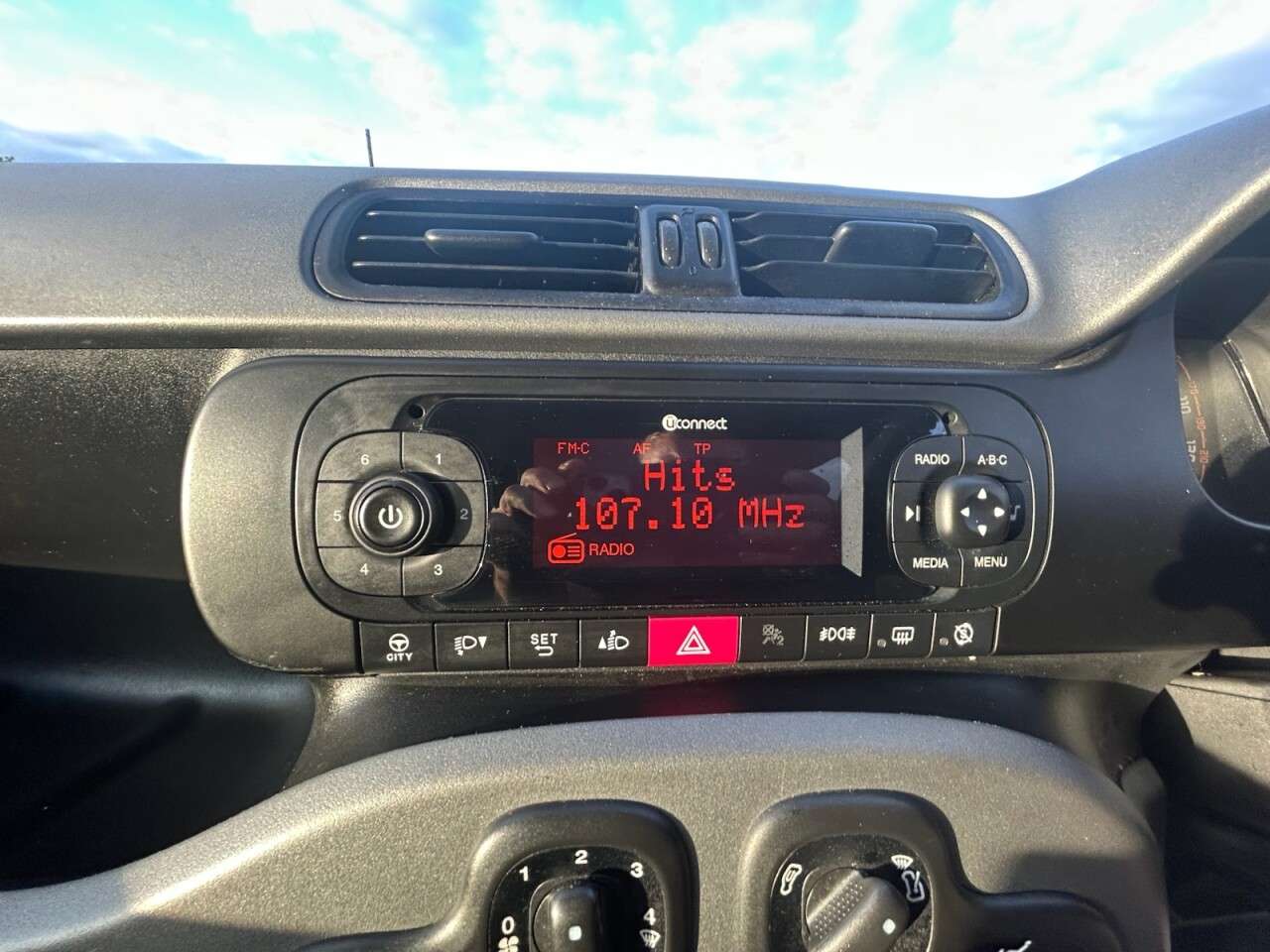 2017 FIAT PANDA 2017 FIAT PANDA