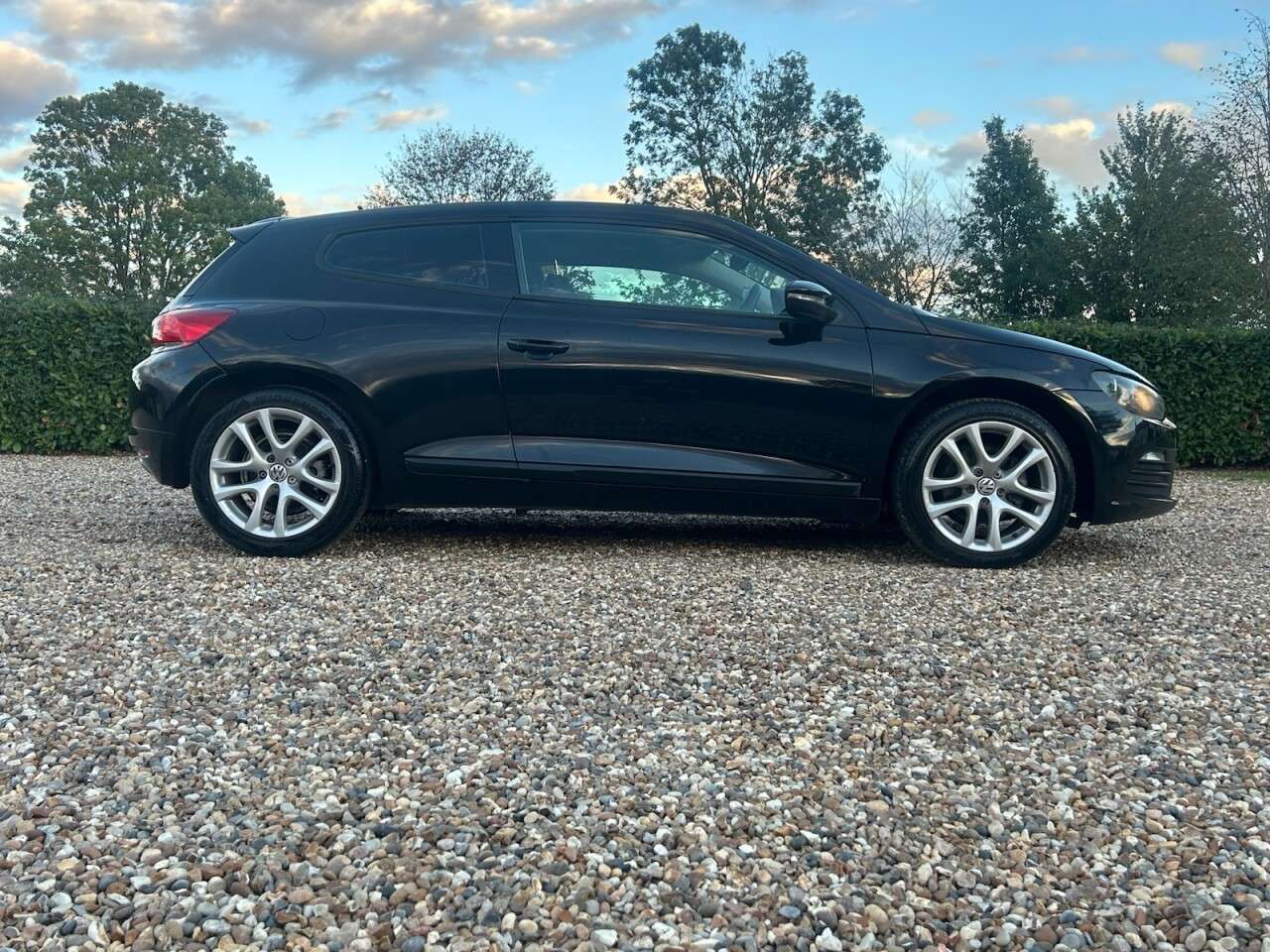 A 2011 VOLKSWAGEN SCIROCCO 1.4 TSI Hatchback 3dr Petrol Manual Euro 5 (122 ps) A 2011 VOLKSWAGEN SCIROCCO 1.4 TSI Hatchback 3dr Petrol Manual Euro 5 (122 ps)