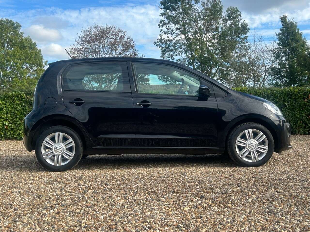 2019 VOLKSWAGEN UP! 2019 VOLKSWAGEN UP!