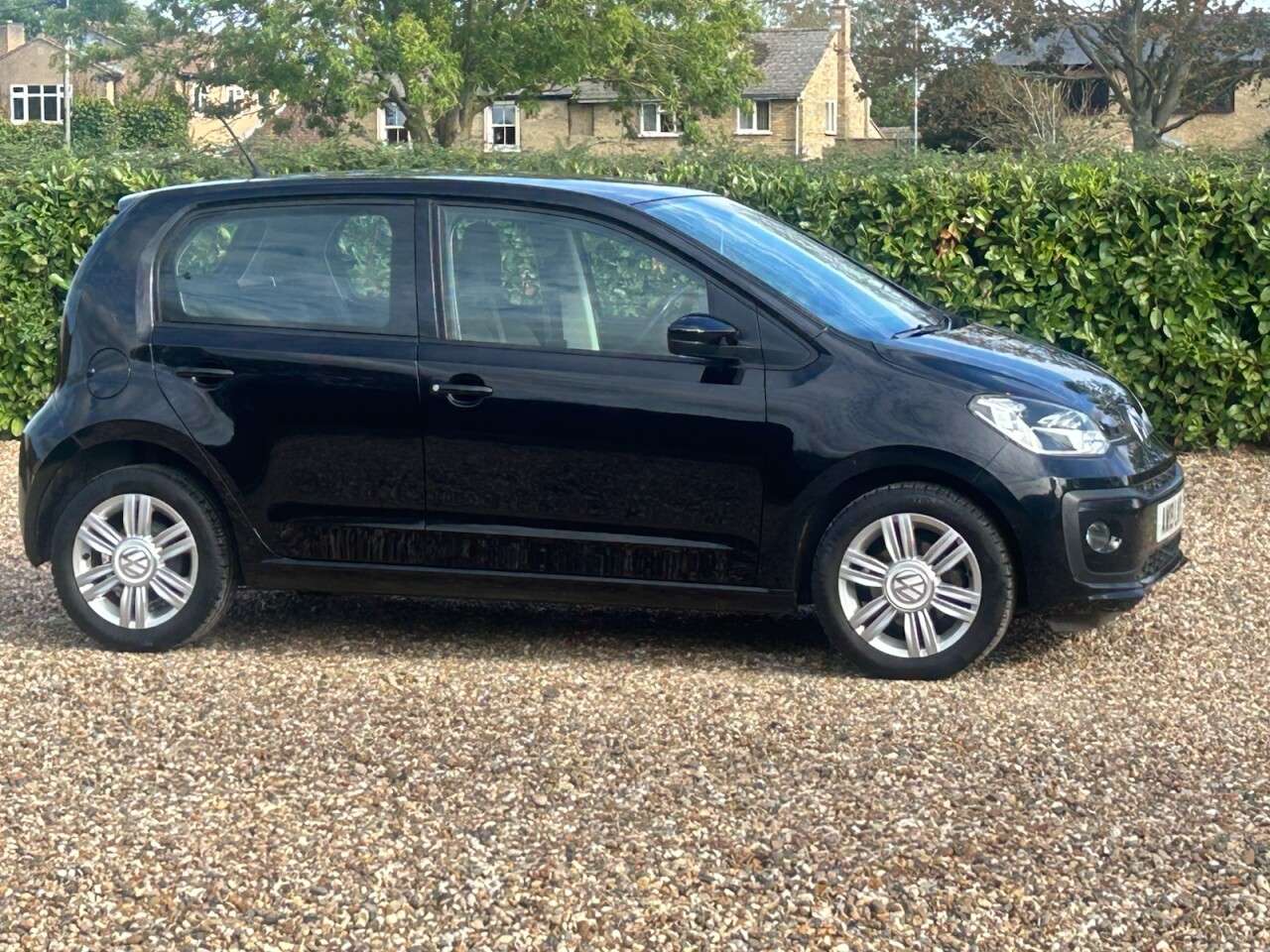 2019 VOLKSWAGEN UP! 2019 VOLKSWAGEN UP!