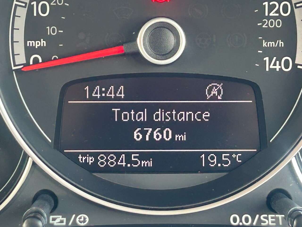 2019 VOLKSWAGEN UP! 2019 VOLKSWAGEN UP!