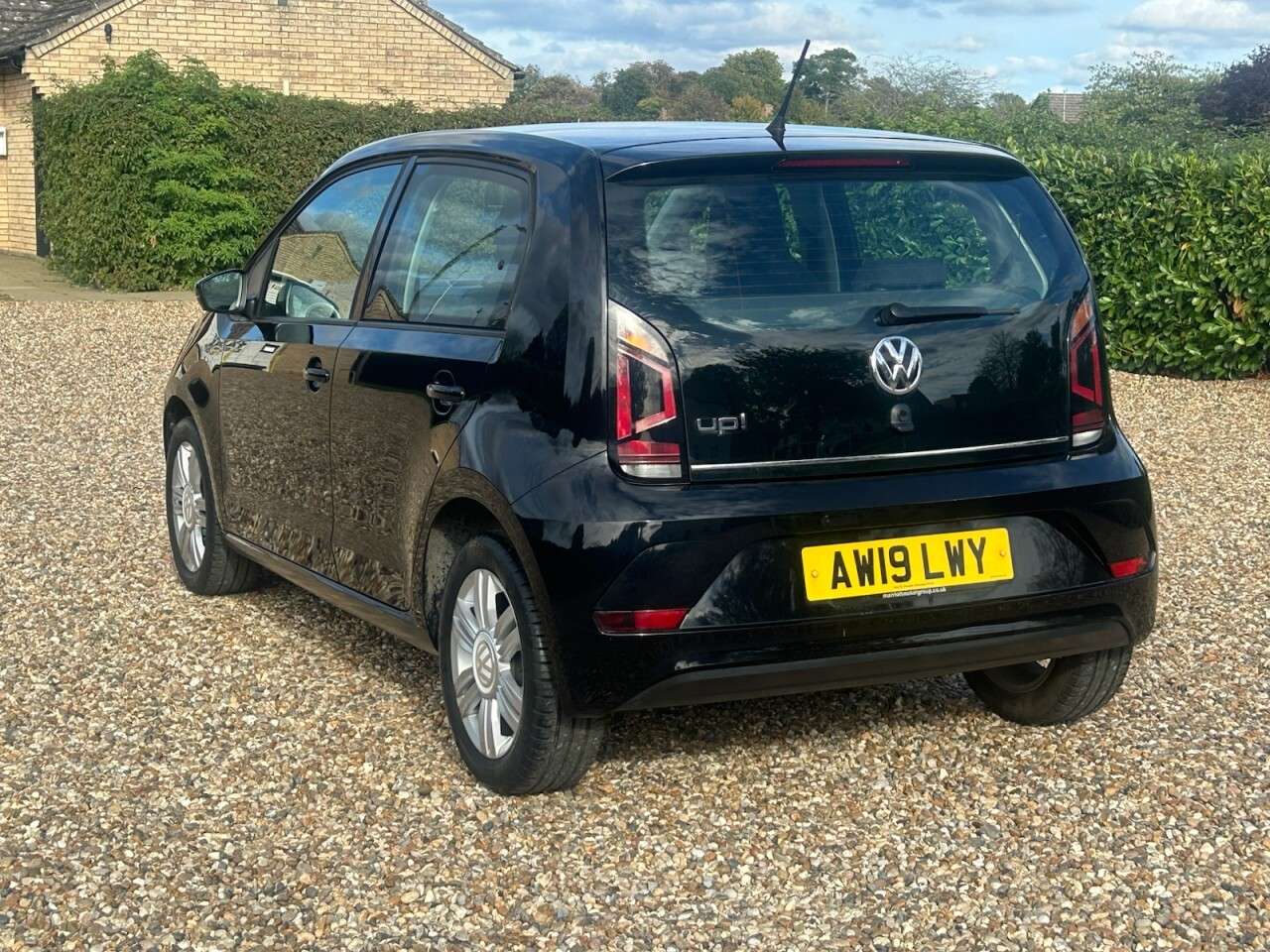 2019 VOLKSWAGEN UP! 2019 VOLKSWAGEN UP!