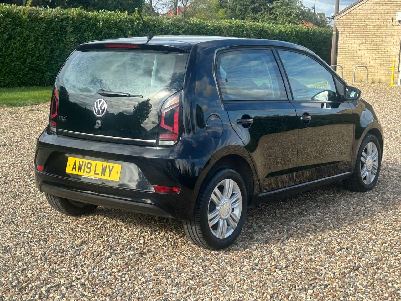 2019 VOLKSWAGEN UP! 2019 VOLKSWAGEN UP!