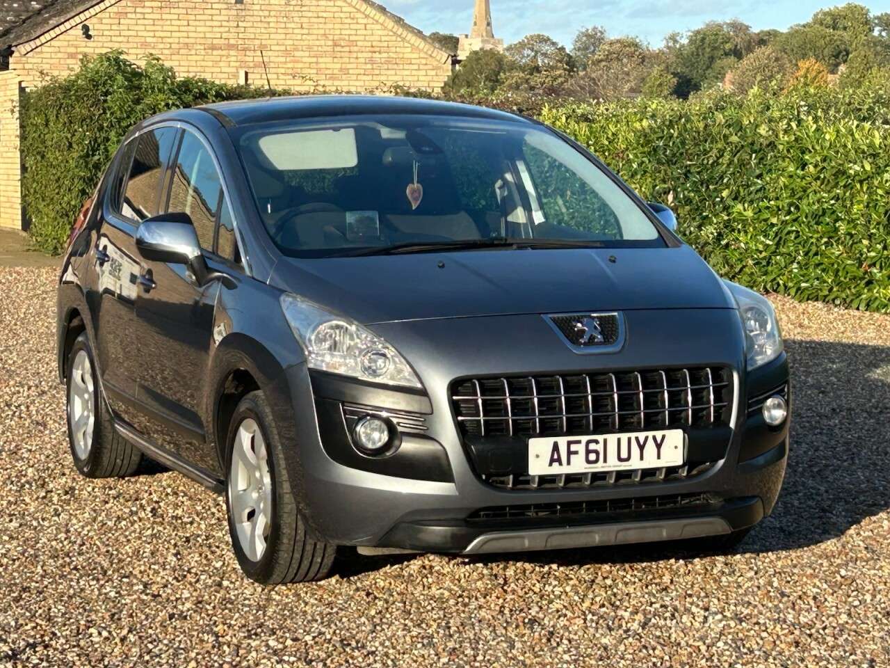 2011 PEUGEOT 3008 2011 PEUGEOT 3008