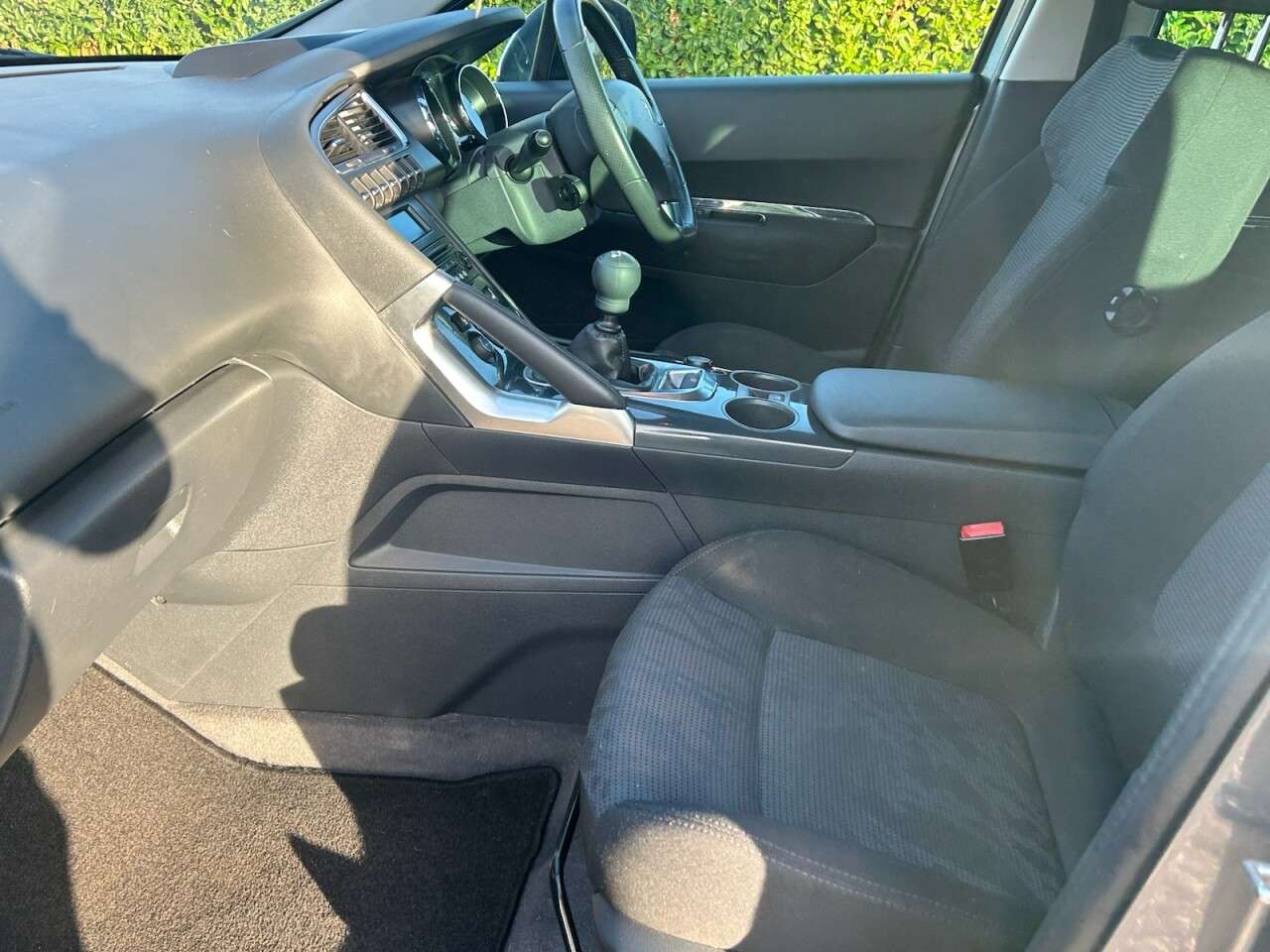 2011 PEUGEOT 3008 2011 PEUGEOT 3008