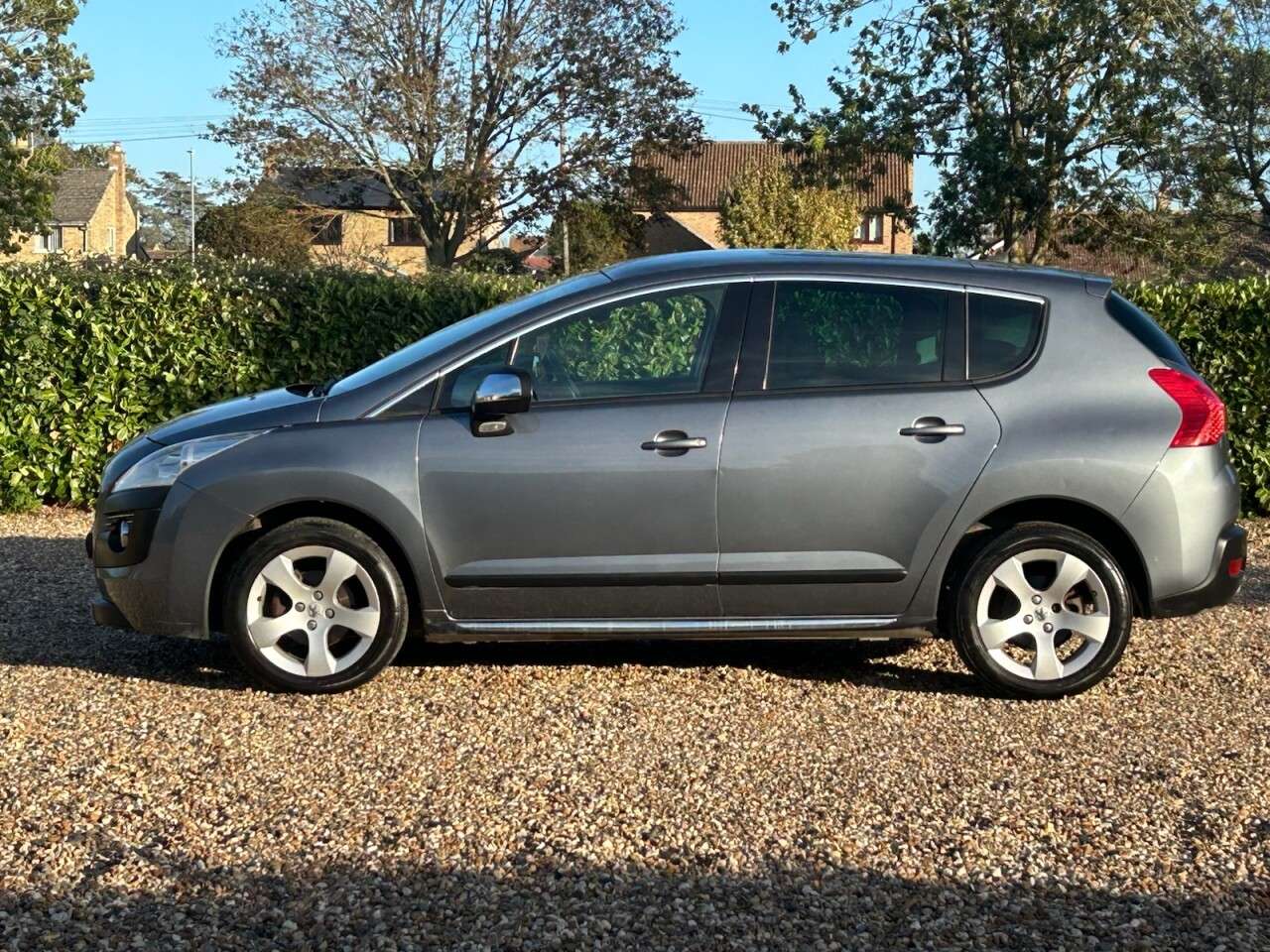 2011 PEUGEOT 3008 2011 PEUGEOT 3008
