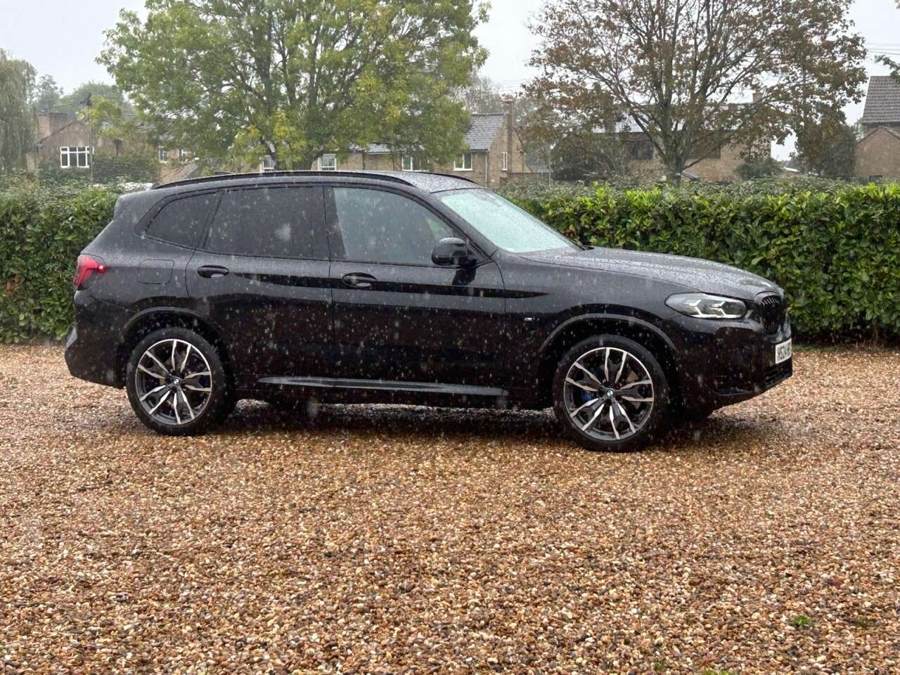 A 2024 BMW X3 2.0 20i MHT M Sport SUV 5dr Petrol Hybrid Auto xDrive Euro 6 (s/s) (184 ps) A 2024 BMW X3 2.0 20i MHT M Sport SUV 5dr Petrol Hybrid Auto xDrive Euro 6 (s/s) (184 ps)
