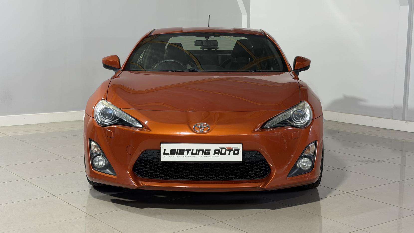 A 2014 TOYOTA GT86 2.0 Boxer D-4S Coupe 2dr Petrol Manual Euro 5 (200 ps) A 2014 TOYOTA GT86 2.0 Boxer D-4S Coupe 2dr Petrol Manual Euro 5 (200 ps)
