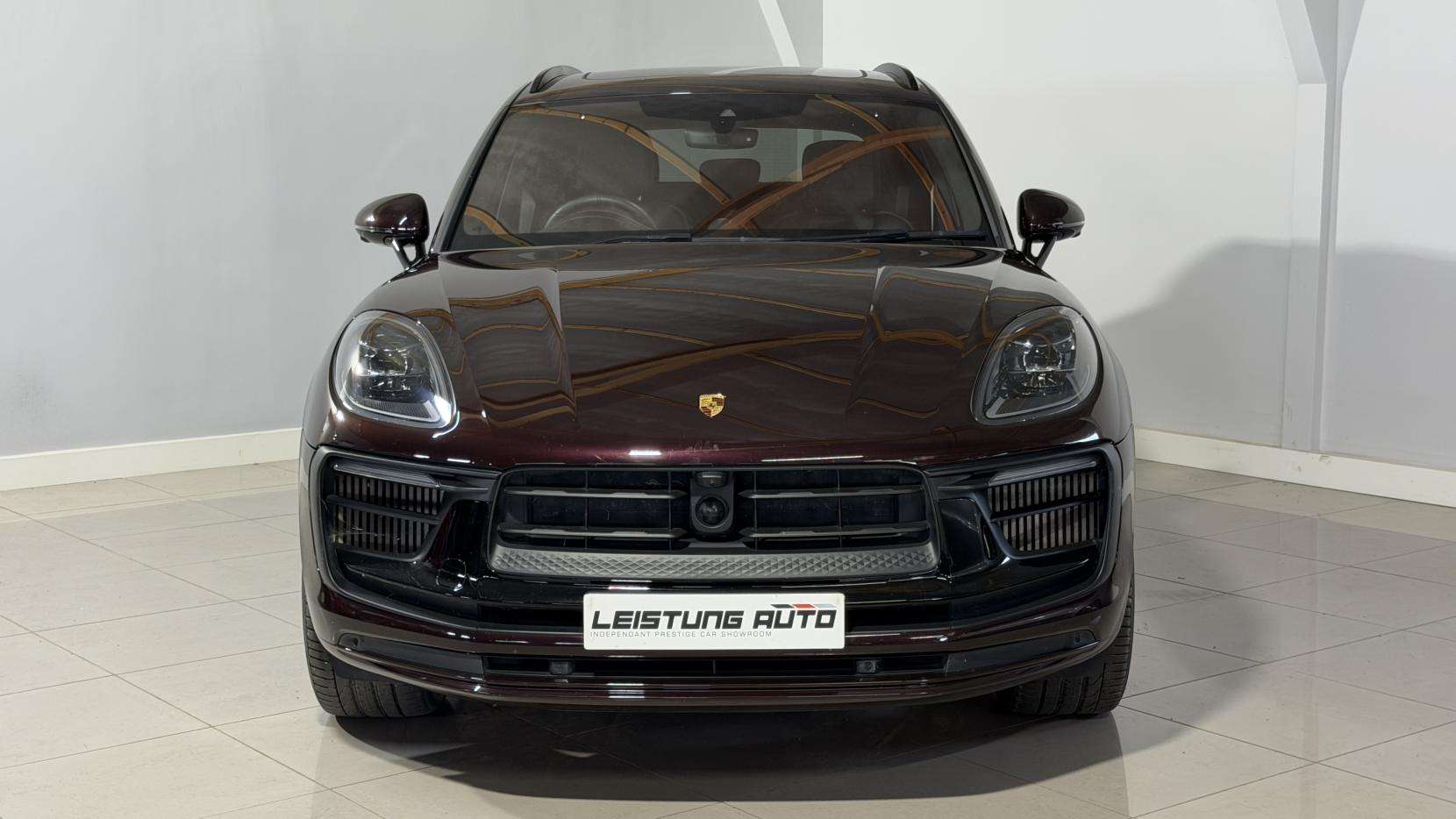 A 2022 PORSCHE MACAN 2.9T V6 S SUV 5dr Petrol PDK 4WD Euro 6 (s/s) (380 ps) A 2022 PORSCHE MACAN 2.9T V6 S SUV 5dr Petrol PDK 4WD Euro 6 (s/s) (380 ps)