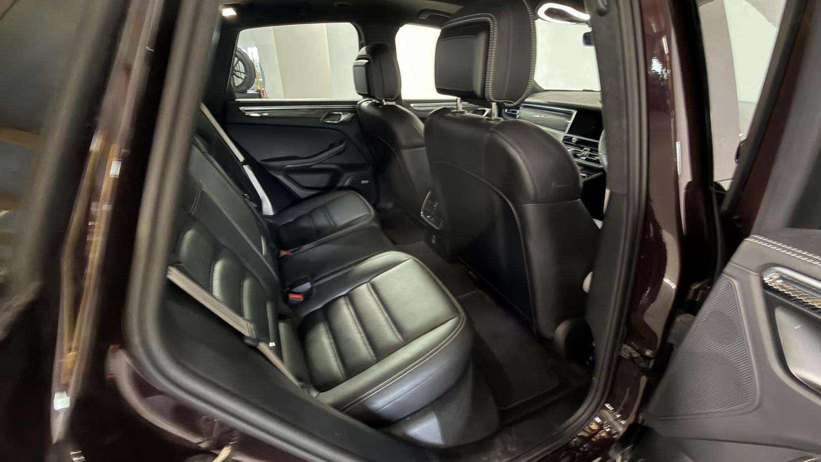 2022 PORSCHE MACAN 2022 PORSCHE MACAN