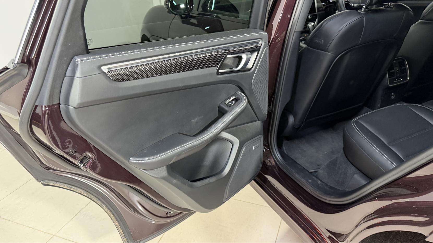 2022 PORSCHE MACAN 2022 PORSCHE MACAN