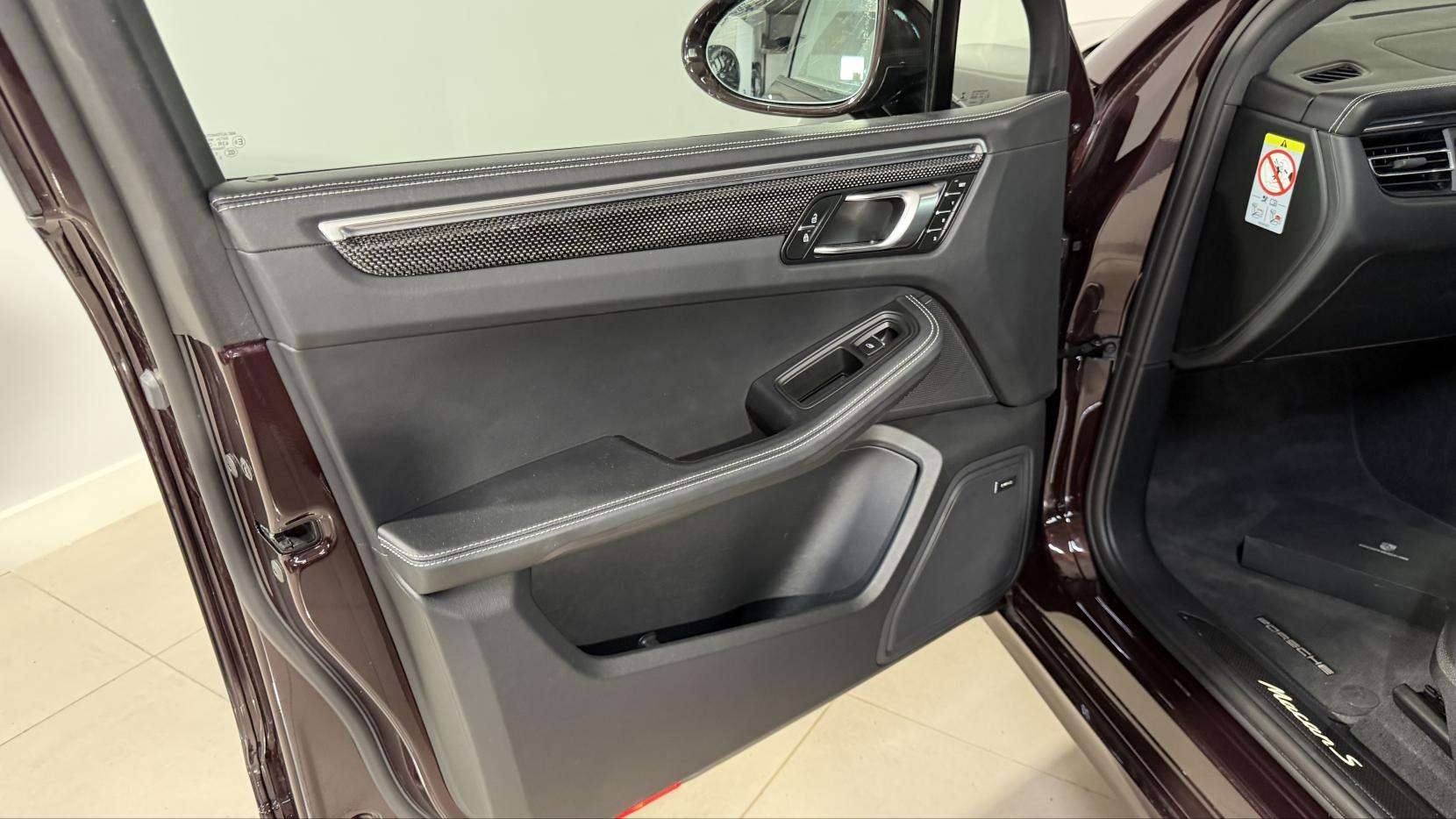 2022 PORSCHE MACAN 2022 PORSCHE MACAN