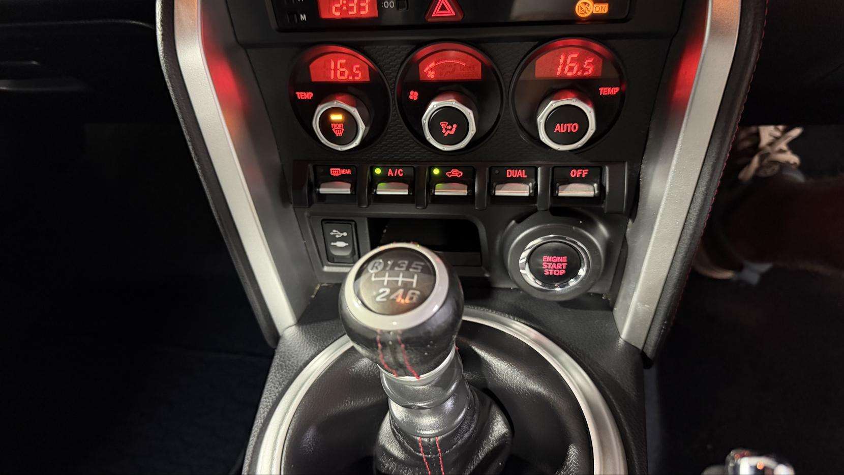 2015 TOYOTA GT86 2015 TOYOTA GT86