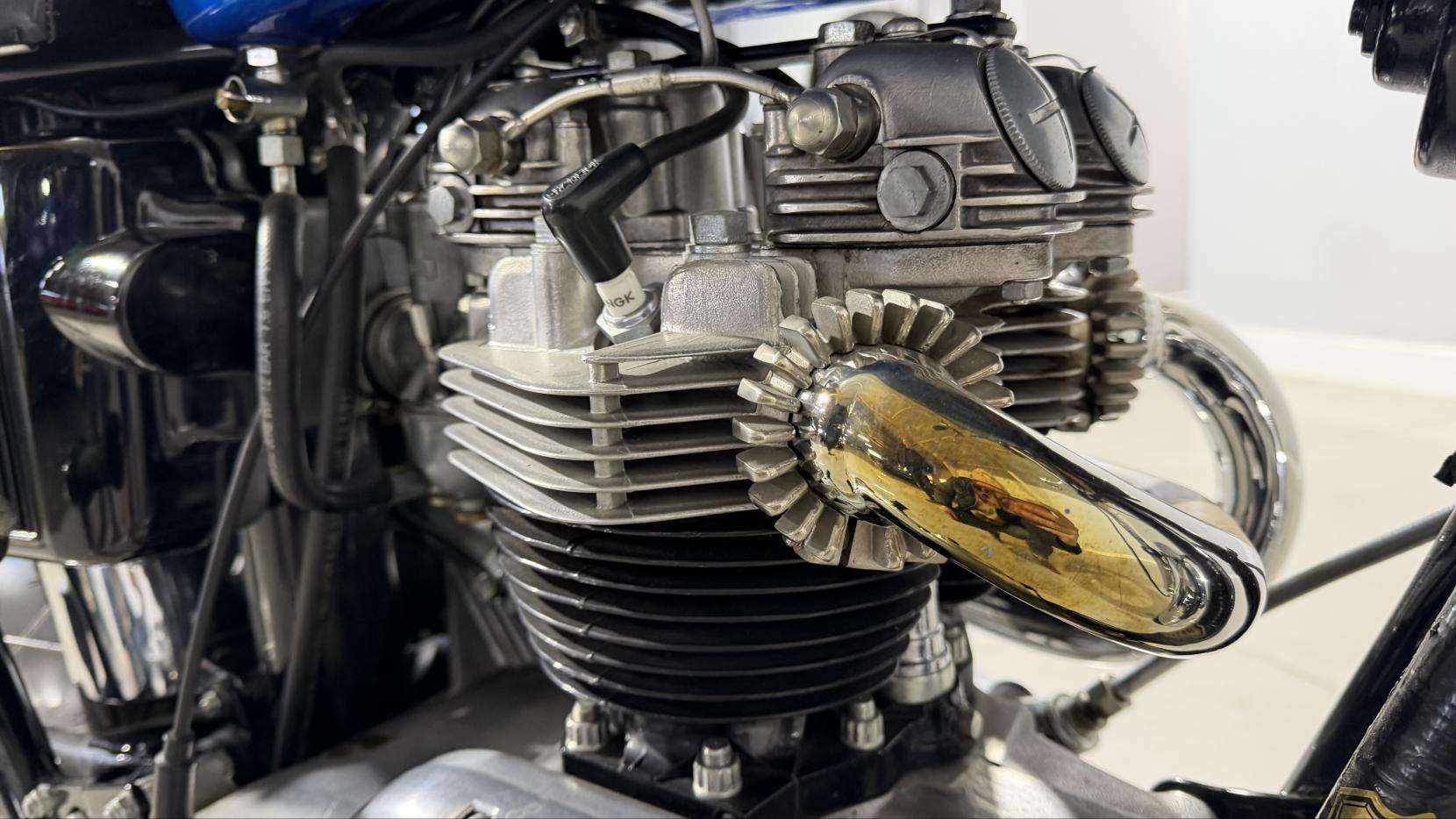 2016 TRIUMPH TROPHY TR6C 2016 TRIUMPH TROPHY TR6C