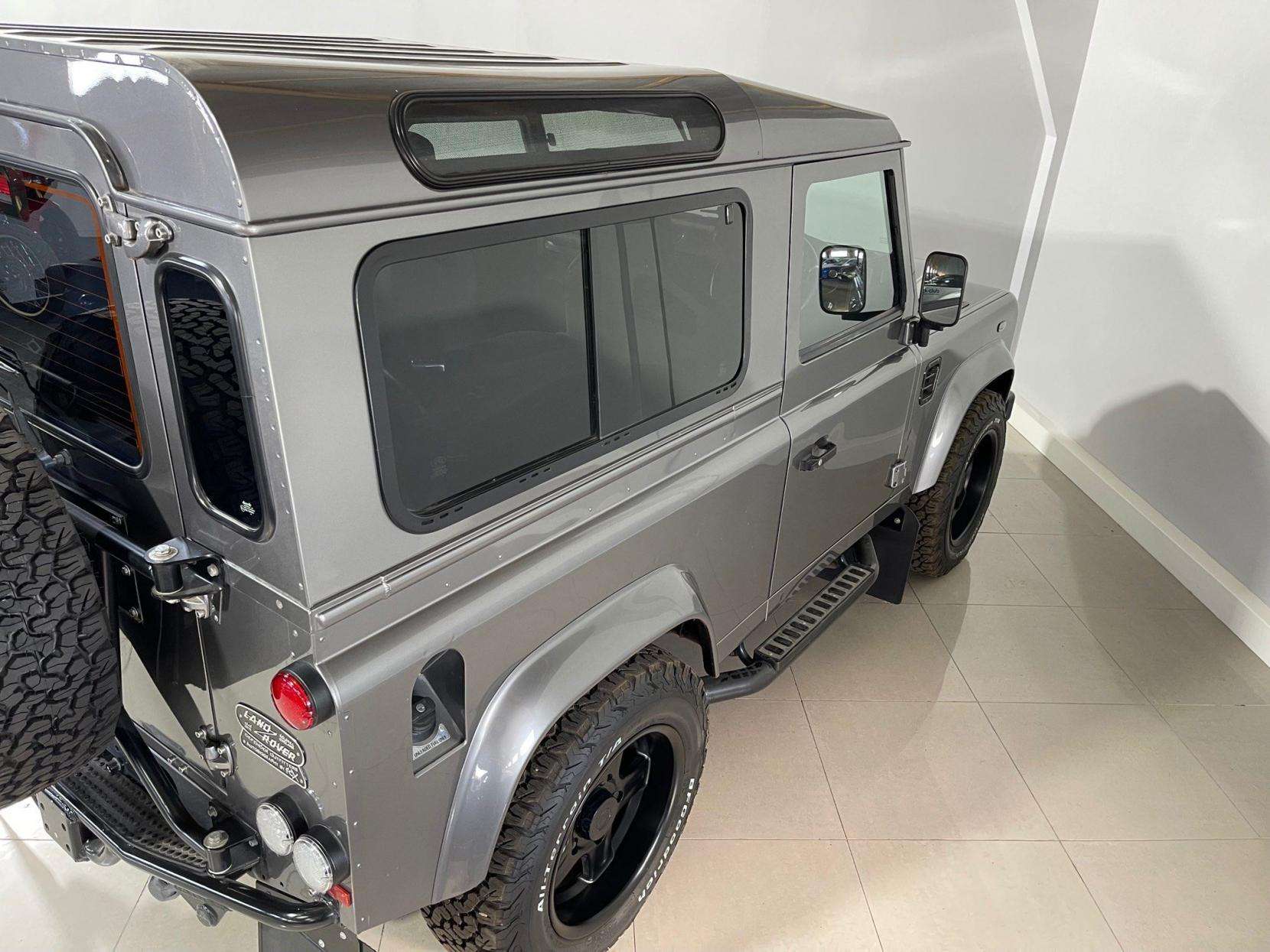 2009 LAND ROVER DEFENDER 2009 LAND ROVER DEFENDER