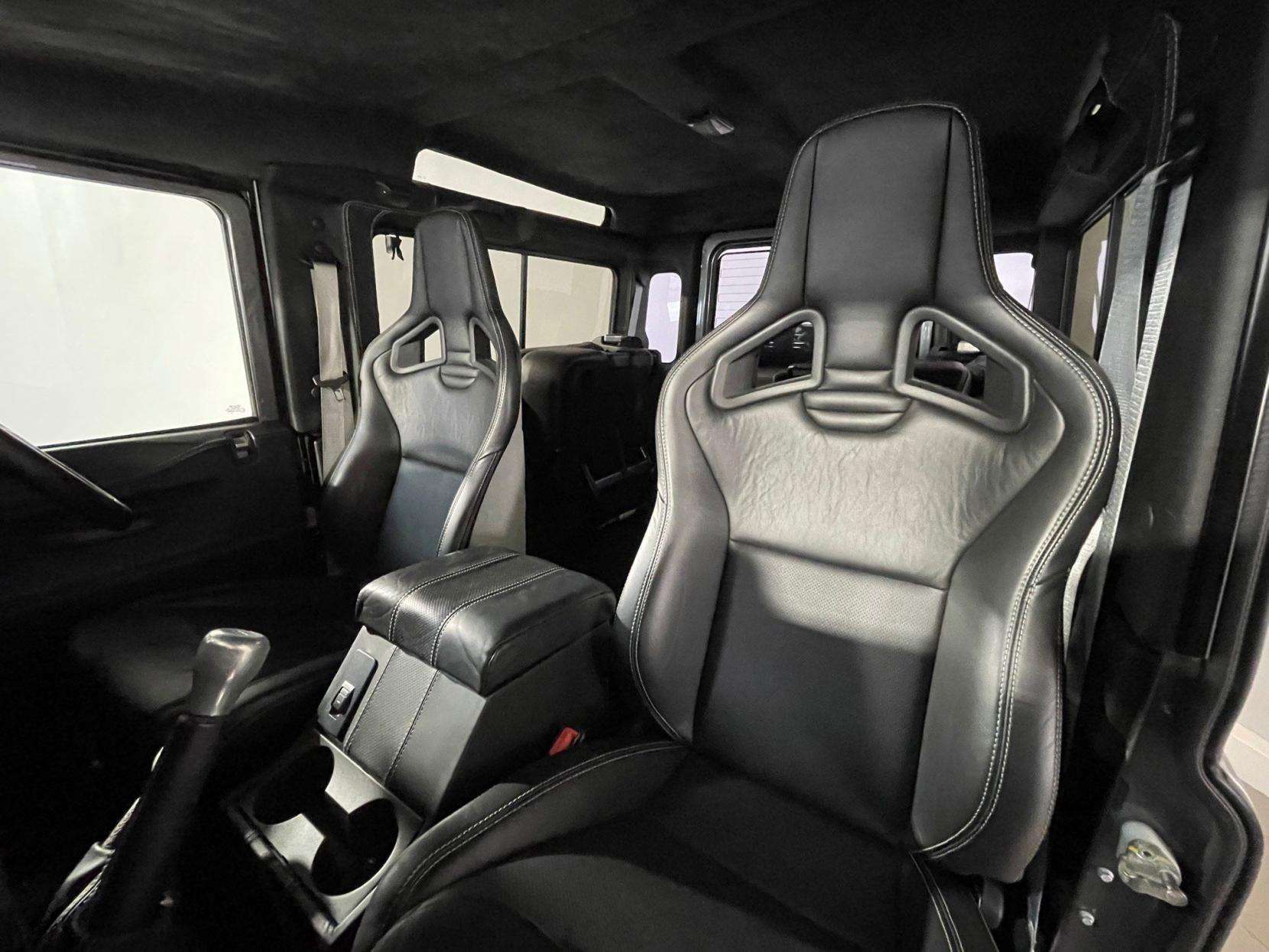 2009 LAND ROVER DEFENDER 2009 LAND ROVER DEFENDER