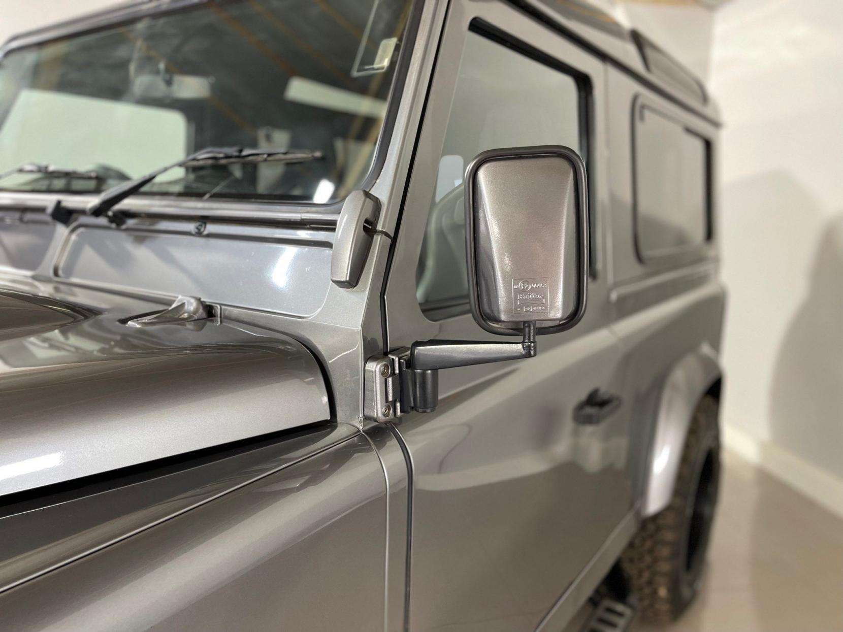 2009 LAND ROVER DEFENDER 2009 LAND ROVER DEFENDER