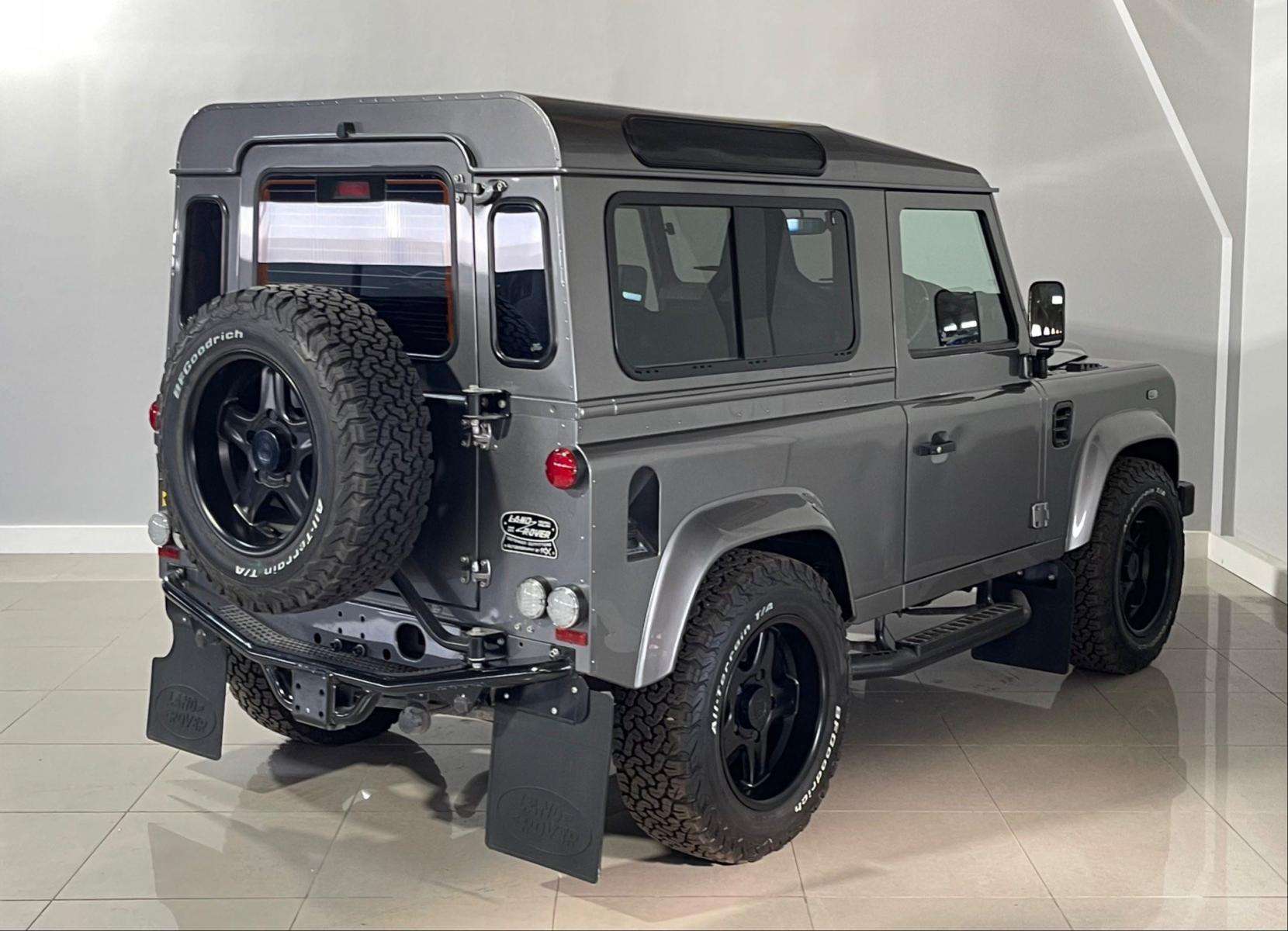 2009 LAND ROVER DEFENDER 2009 LAND ROVER DEFENDER