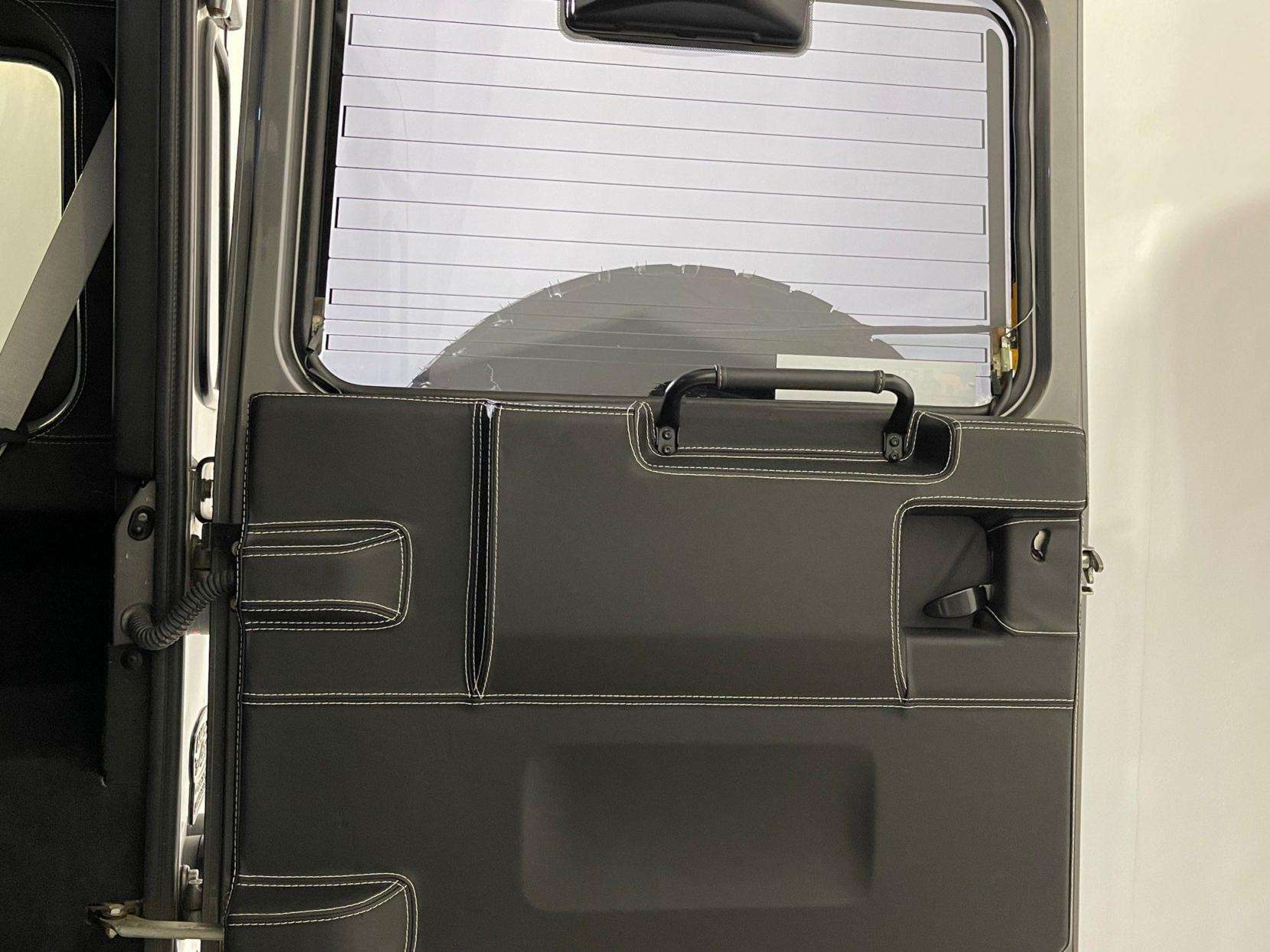 2009 LAND ROVER DEFENDER 2009 LAND ROVER DEFENDER