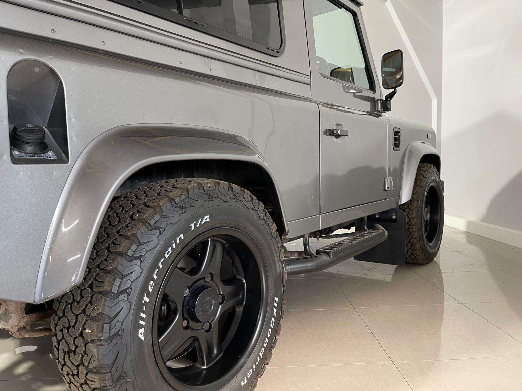 2009 LAND ROVER DEFENDER 2009 LAND ROVER DEFENDER