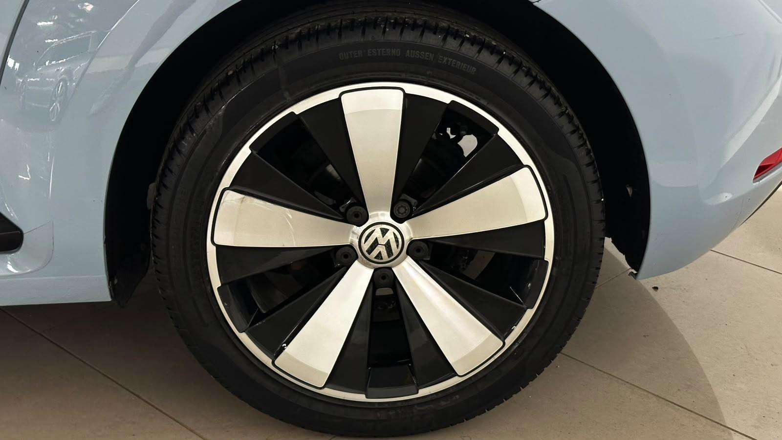 2014 VOLKSWAGEN BEETLE 2014 VOLKSWAGEN BEETLE